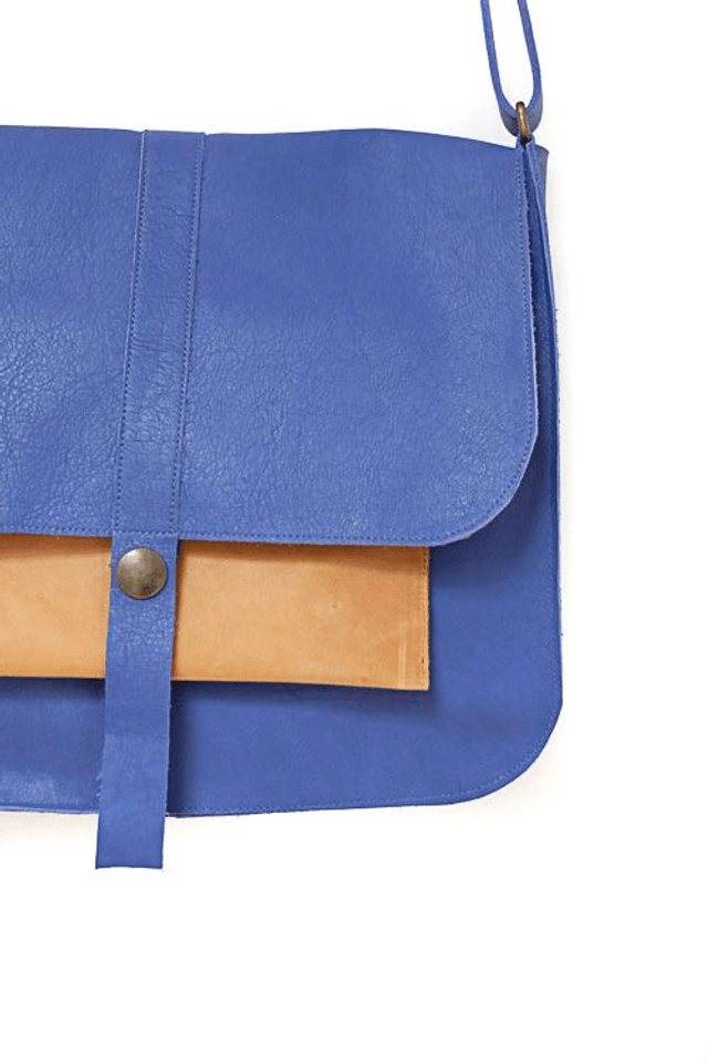 Grand sac bandoulière en cuir bleu